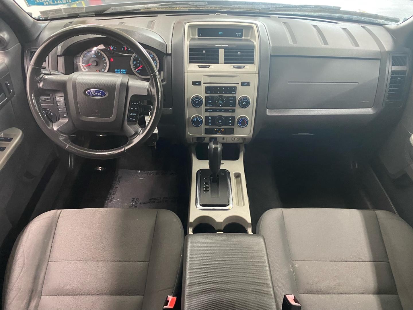 2010 BLUE /Gray Ford Escape (1FMCU9DG6AK) , located at 533 S West End Blvd., Quakertown, PA, 18951, (877) 257-4995, 40.343994, -75.303604 - INCLUDED IN THE SALE PRICE OF EVERY VEHICLE: 48 Hour Money Back Guarantee 6 Month - 6,000 Mile Warranty Brand New PA State Inspection & Emission $10 Oil Changes for the Life of the Loan Complete CARFAX - Photo#6